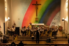 D'Surburjer Harzwuet à l'église (33)